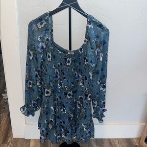 NWT Chic Floral Blue Blouse